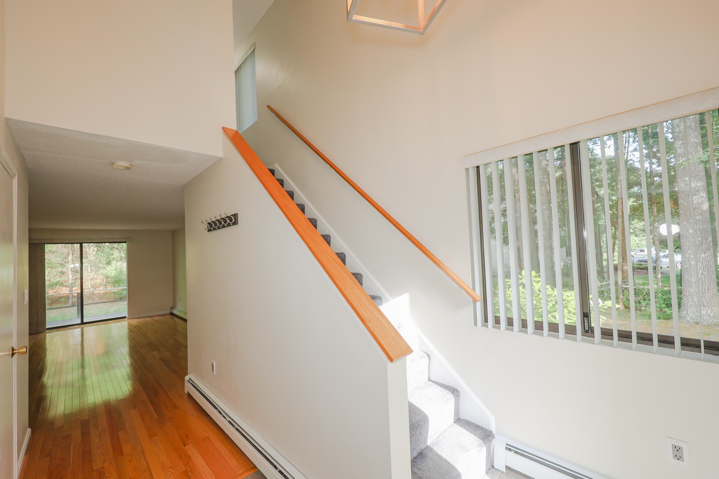 192 Indian Rock Road Merrimack, NH 03054 - Photo 15 of 34