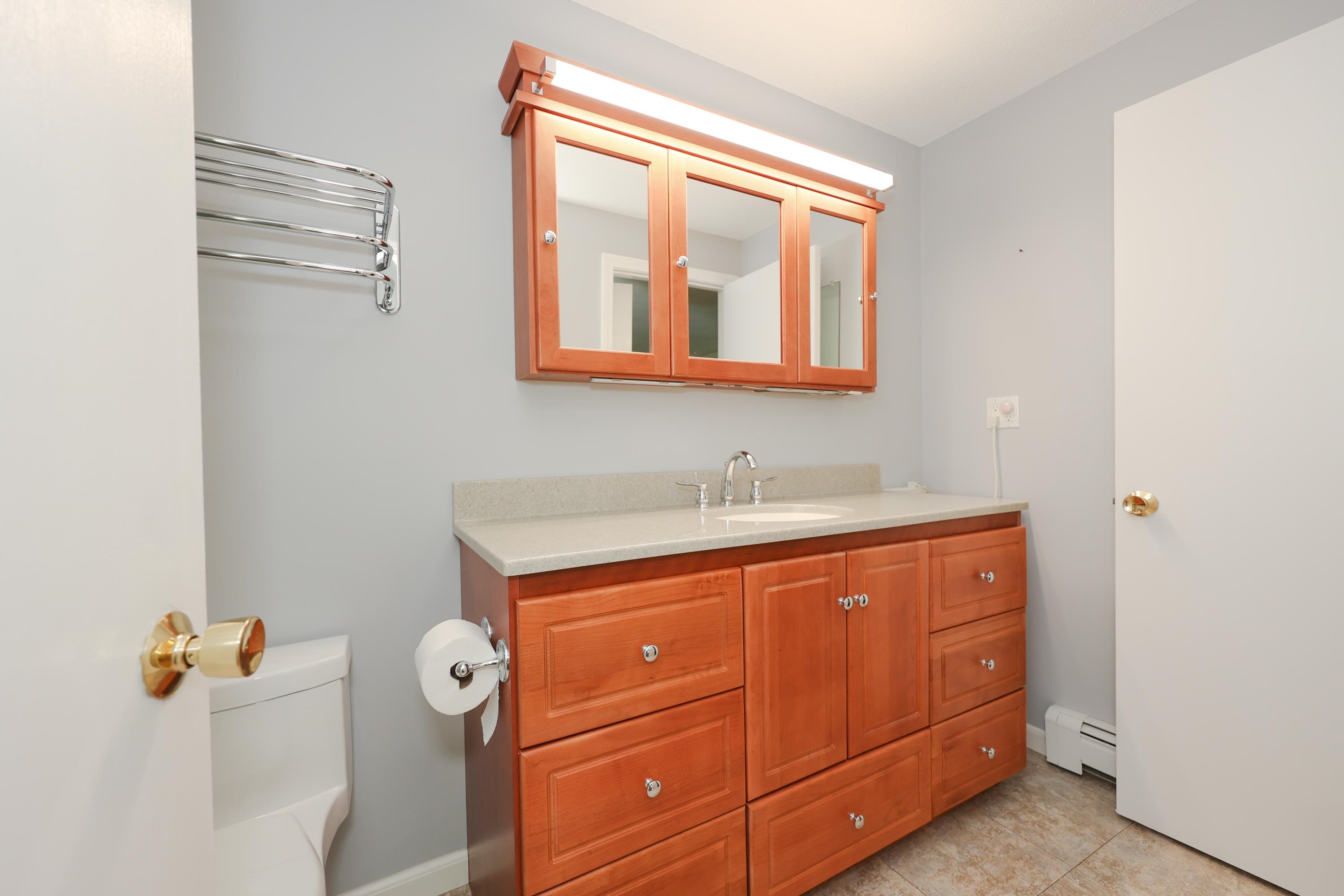 192 Indian Rock Road Merrimack, NH 03054 - Photo 17 of 34