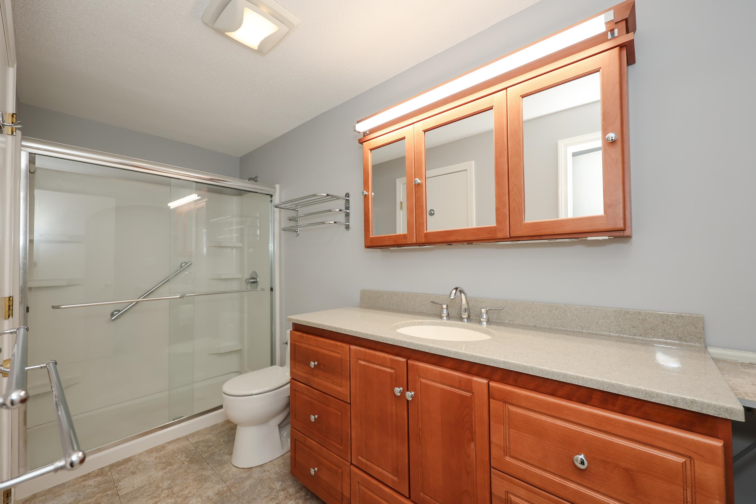 192 Indian Rock Road Merrimack, NH 03054 - Photo 18 of 34