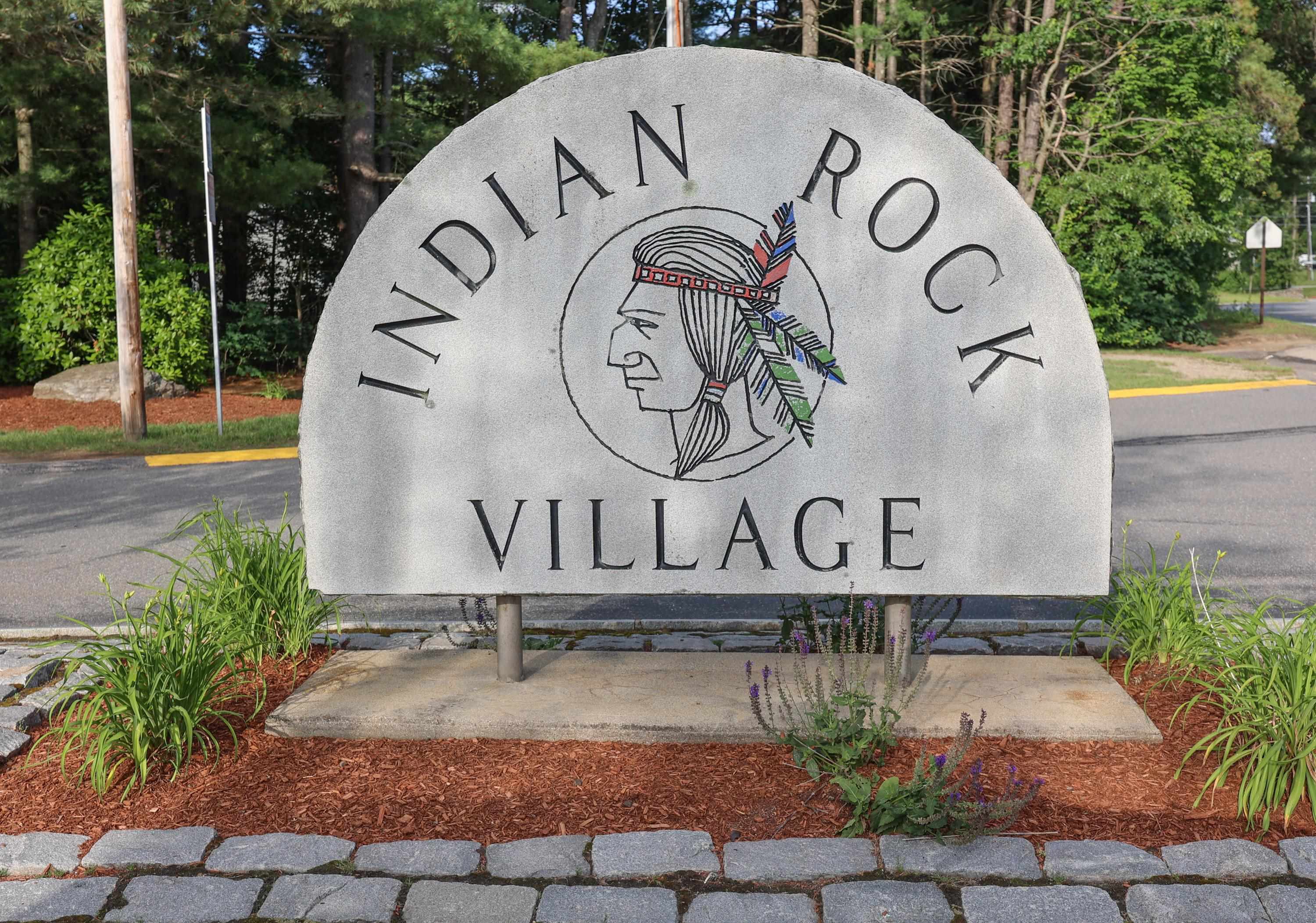 192 Indian Rock Road Merrimack, NH 03054 - Photo 3 of 34