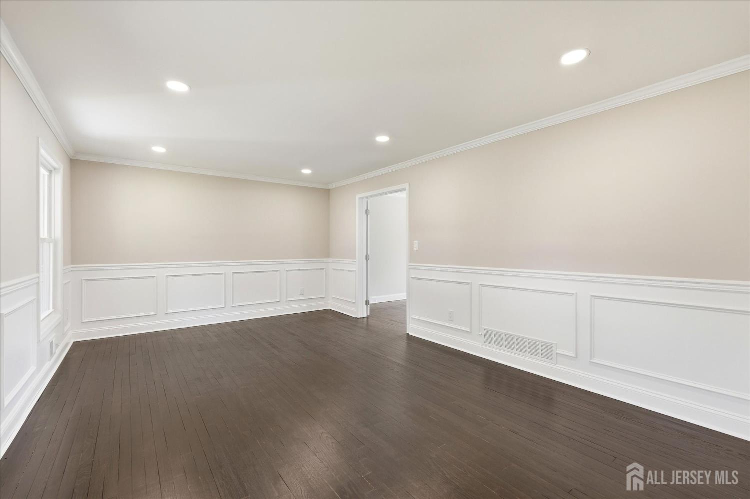 1 Sussex Road East Brunswick, NJ 08816 - Photo 12 of 78