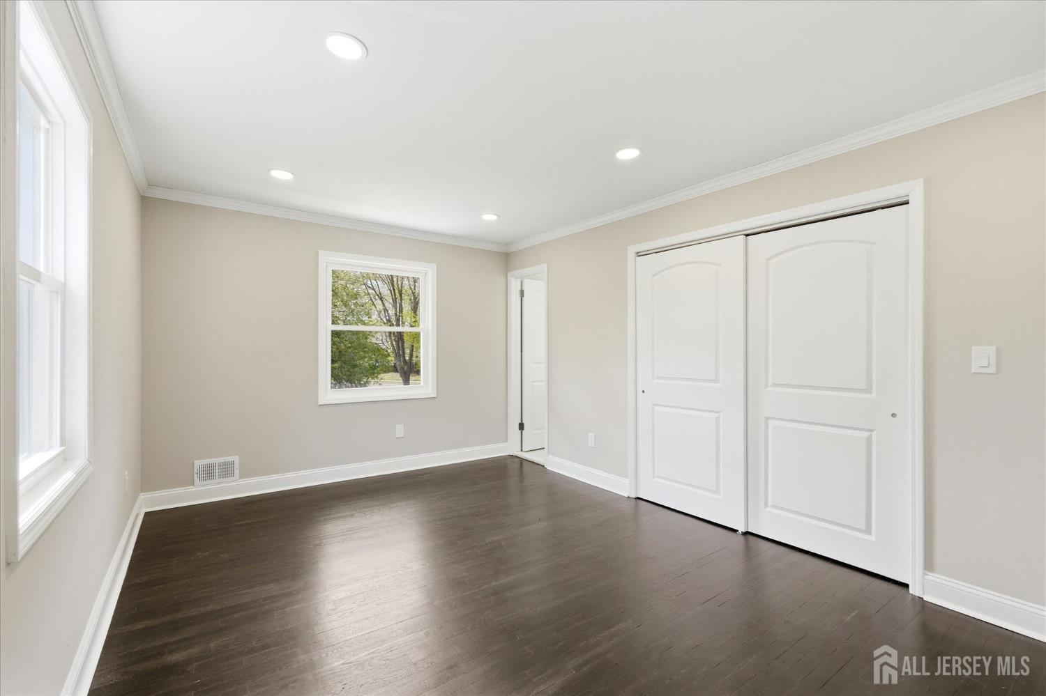 1 Sussex Road East Brunswick, NJ 08816 - Photo 47 of 78