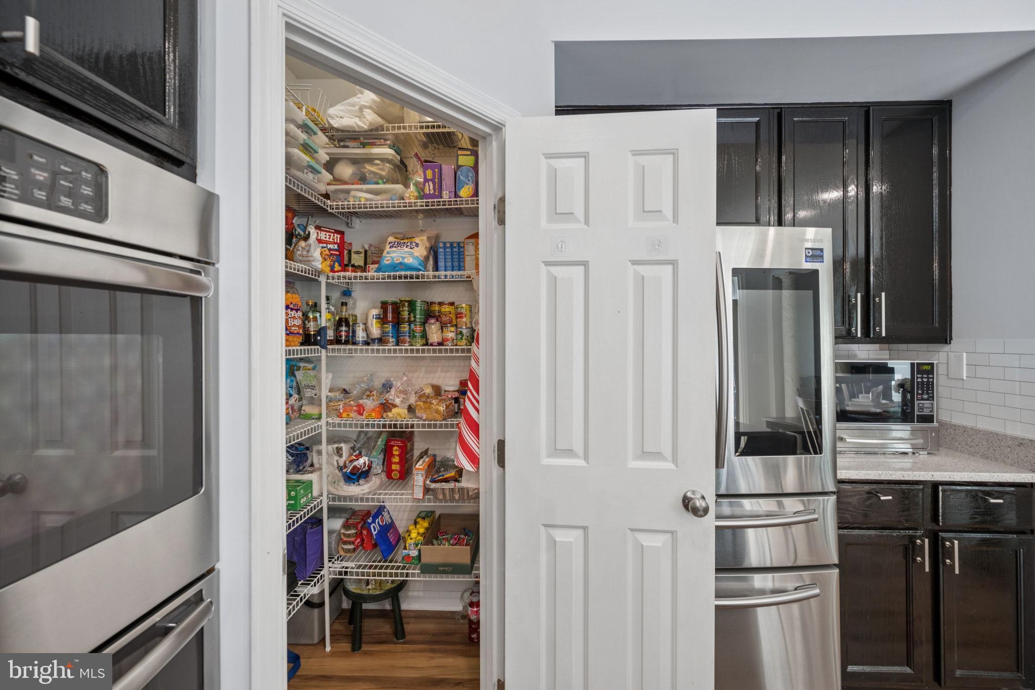 16910 Hillard Street Poolesville, MD 20837 - Photo 18 of 85