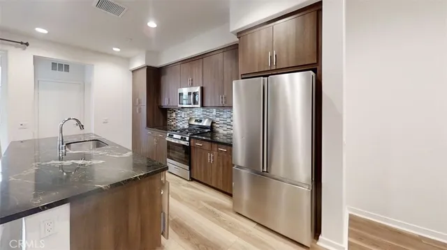 $4,295 | 707 South Mosaic Street, Anaheim, CA 92805