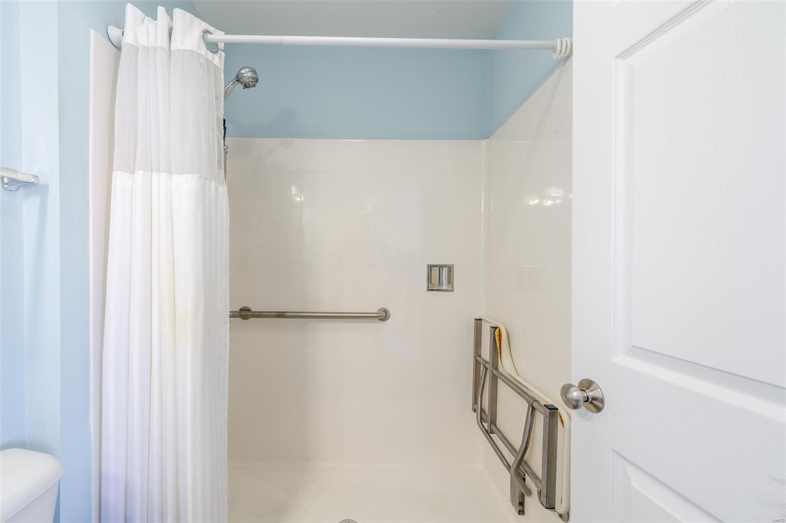 4555 Ashby Road St. Ann, MO 63074 - Photo 24 of 55 Gallery Image 24