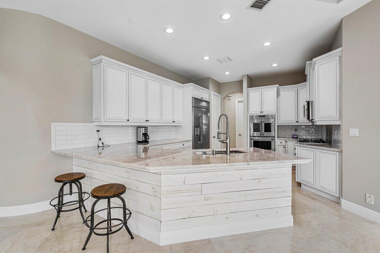 9348 Equus Circle Boynton Beach, FL 33472 - Photo 14 of 64 9348 Equus 2024 (11)