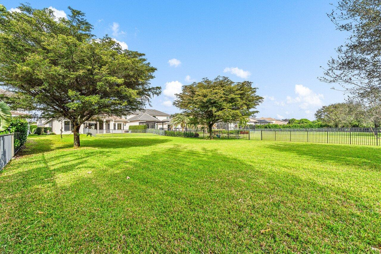 9348 Equus Circle Boynton Beach, FL 33472 - Photo 30 of 64 9348 Equus 2024 (37)