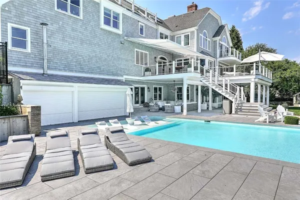 $6,295,000 | 105 Heidi Drive, Portsmouth, RI 02871