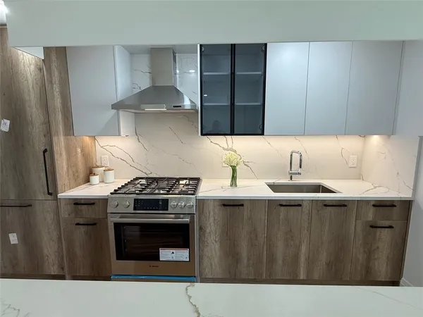 $868,800 | 1306 83rd Street, Unit 202 | Dyker Heights