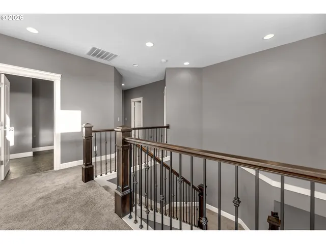 $829,000 | 1124 North 9th Way, Ridgefield, WA 98642