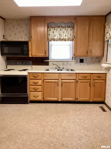 $85,000 | 339 North Cone Street, Farmington, IL 61531