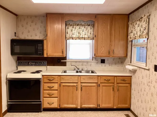 $72,000 | 339 North Cone Street, Farmington, IL 61531