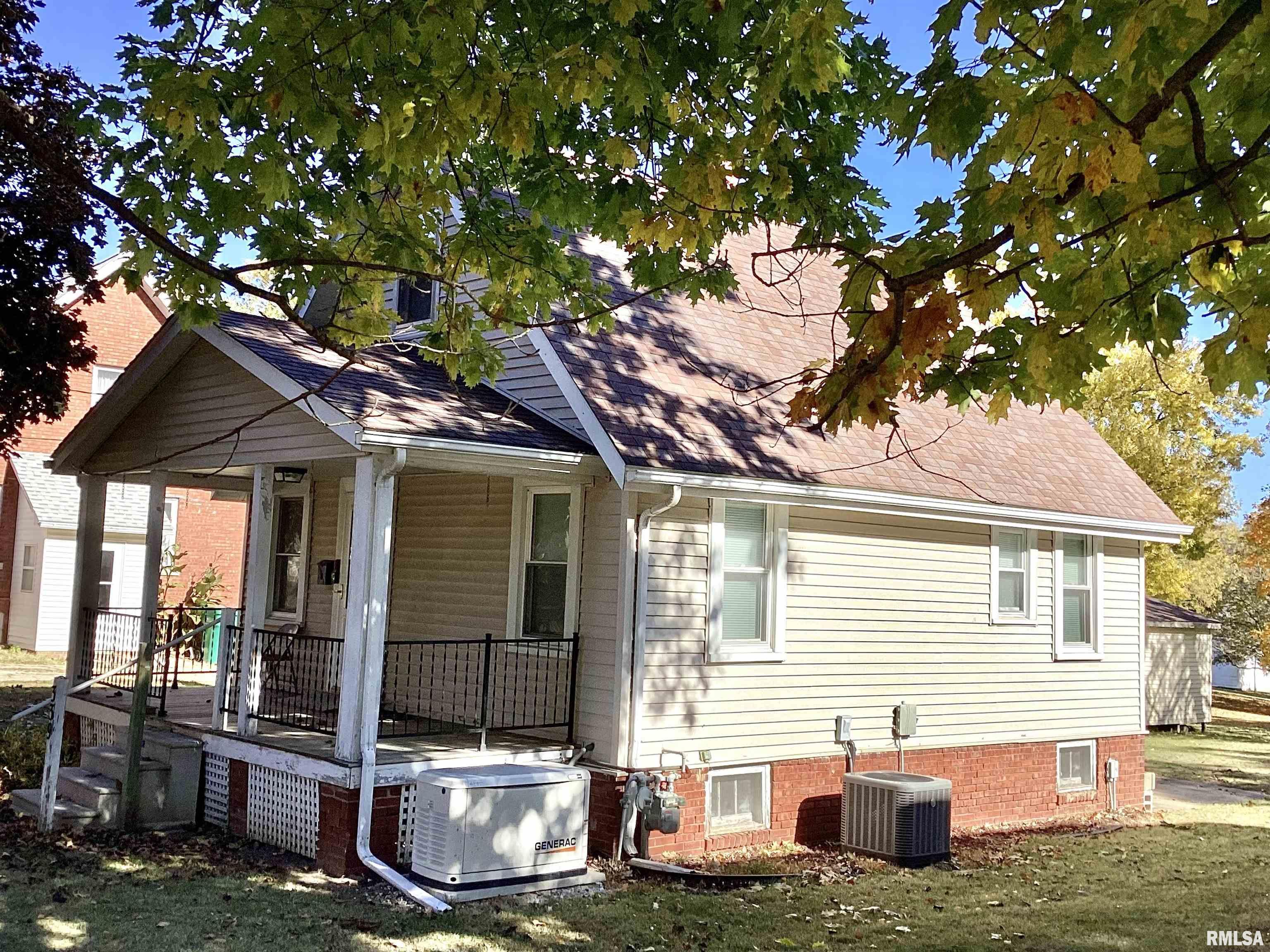 339 North Cone Street Farmington, IL 61531 - Photo 6 of 39