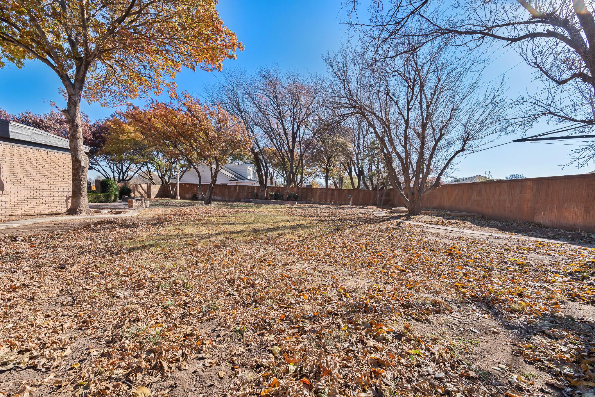 207 Yucca Terrace Plainview, TX 79072 - Photo 42 of 50 a view of covered with snow