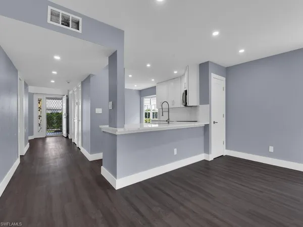 $2,900 | 1200 Misty Pines Circle, Unit C101, Naples, FL 34105