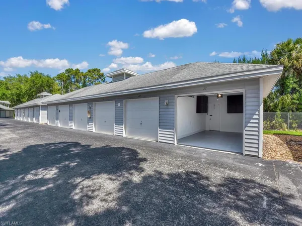 $2,900 | 1200 Misty Pines Circle, Unit C101, Naples, FL 34105