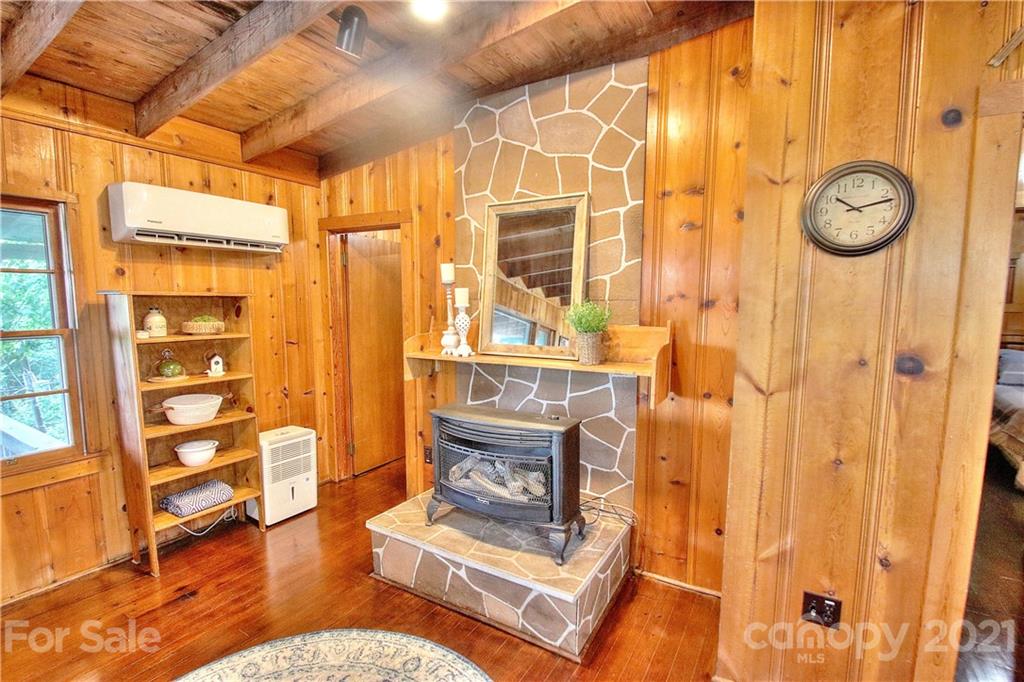 1762 Cabin Flats Road Sylva, NC 28779 - Photo 11 of 34 Gallery Image 11