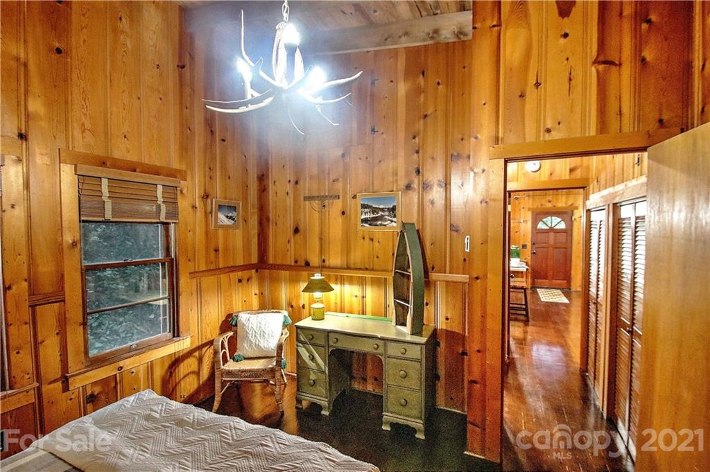 1762 Cabin Flats Road Sylva, NC 28779 - Photo 18 of 34 Gallery Image 18