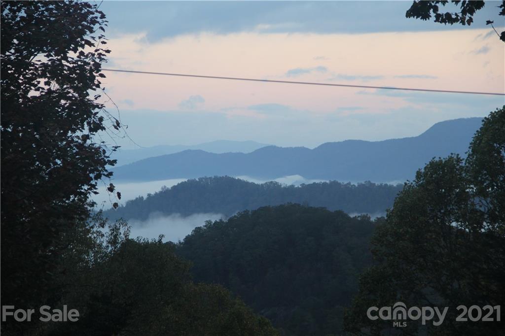1762 Cabin Flats Road Sylva, NC 28779 - Photo 27 of 34 Gallery Image 27