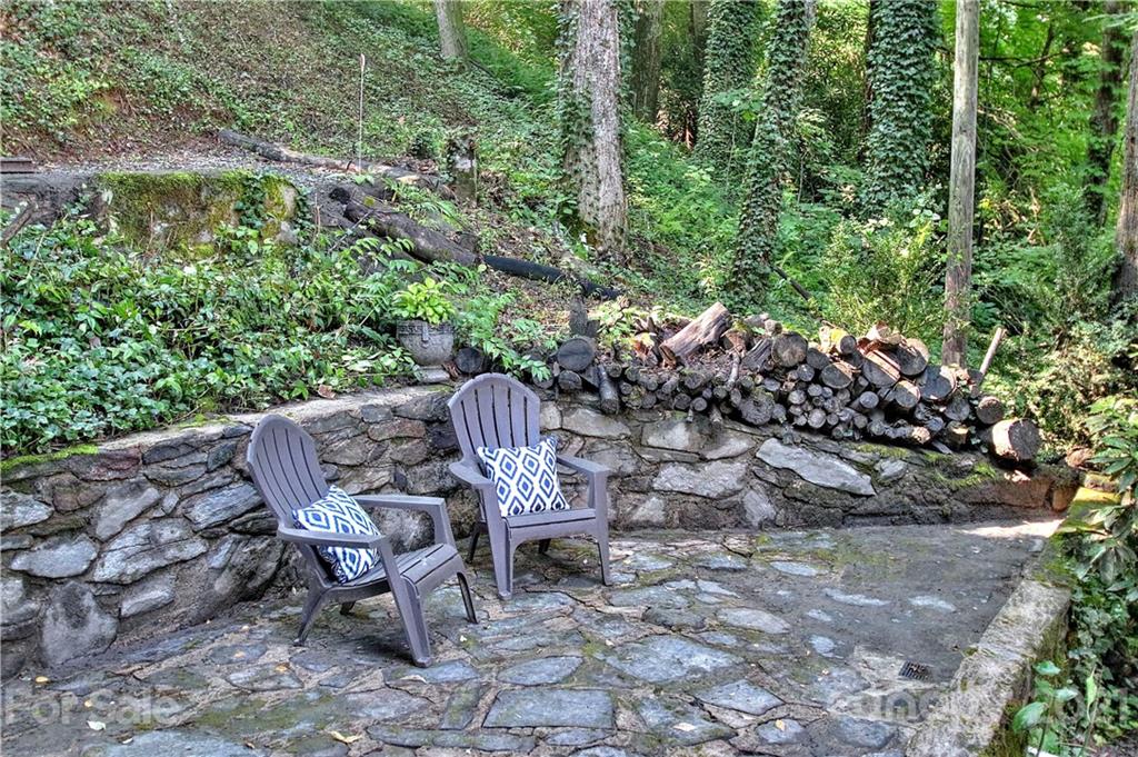 1762 Cabin Flats Road Sylva, NC 28779 - Photo 29 of 34 Gallery Image 29