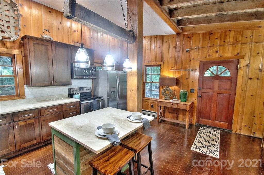 1762 Cabin Flats Road Sylva, NC 28779 - Photo 4 of 34 Gallery Image 4