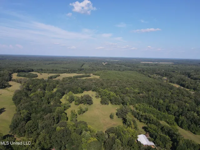 $552,500 | 233 County Road, Water Valley, MS 38965