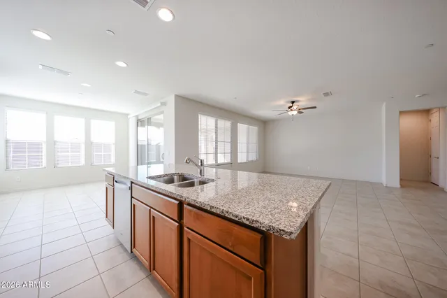 $2,900 | 13755 West Calle De Baca, Peoria, AZ 85383