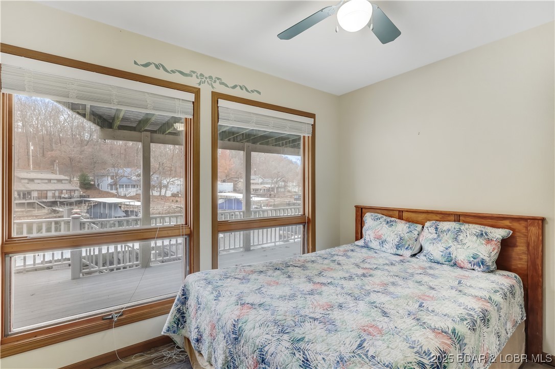 603 Niangua Shores Road Camdenton, MO 65020 - Photo 26 of 43 All bedrooms face the water.
