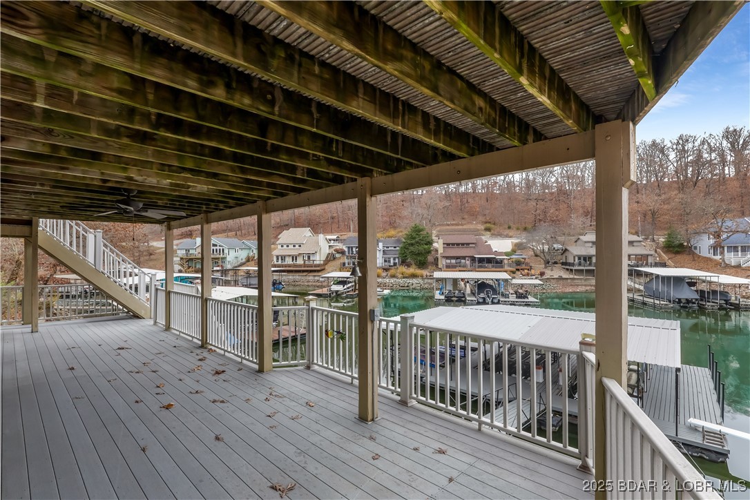 603 Niangua Shores Road Camdenton, MO 65020 - Photo 29 of 43 2nd level deck nice and large.