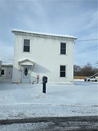 $179,900 | 201 Cemetery Road, Sangerfield, NY 13480