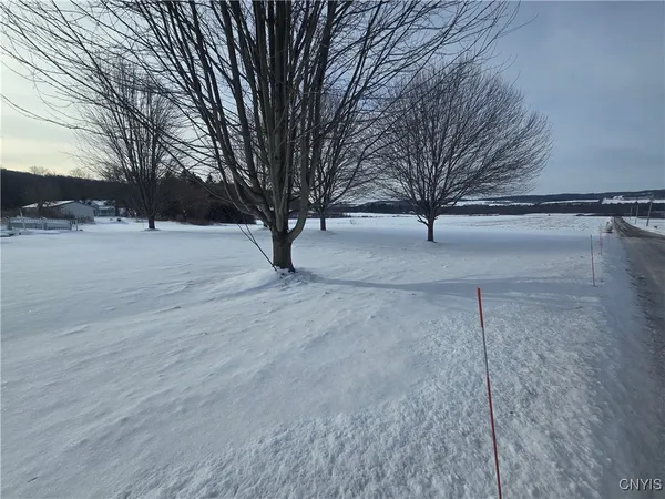 $179,900 | 201 Cemetery Road, Sangerfield, NY 13480