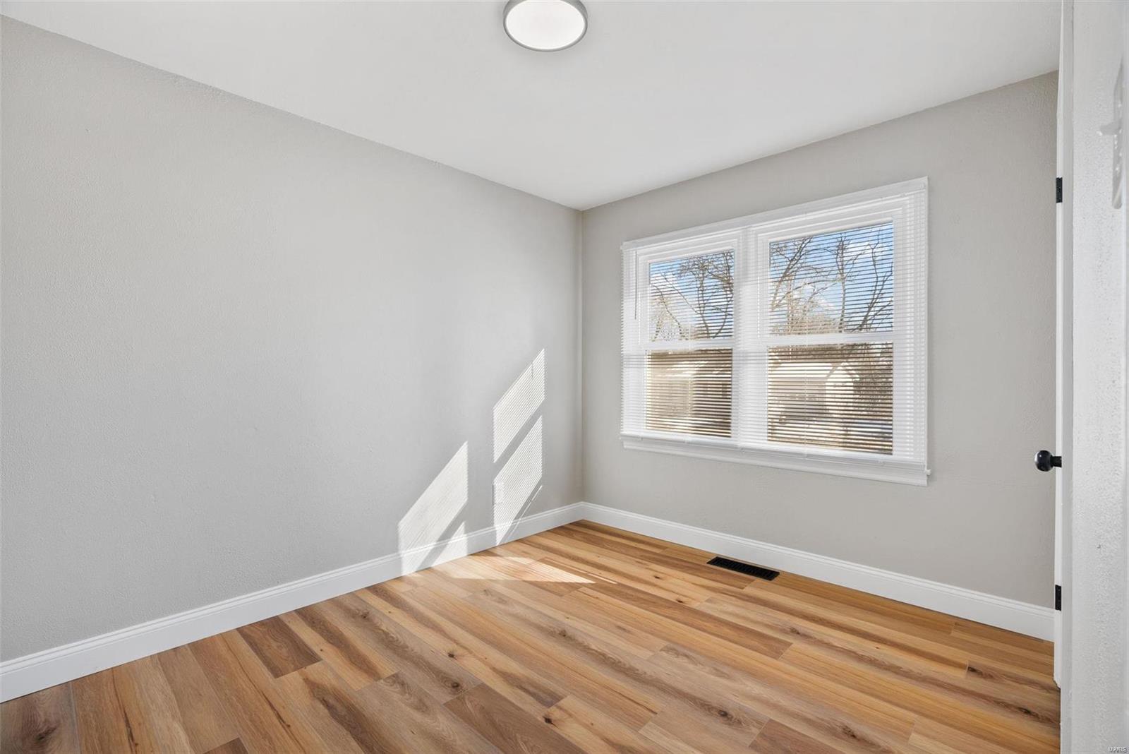 901 Barton Place St. Charles, MO 63301 - Photo 22 of 32