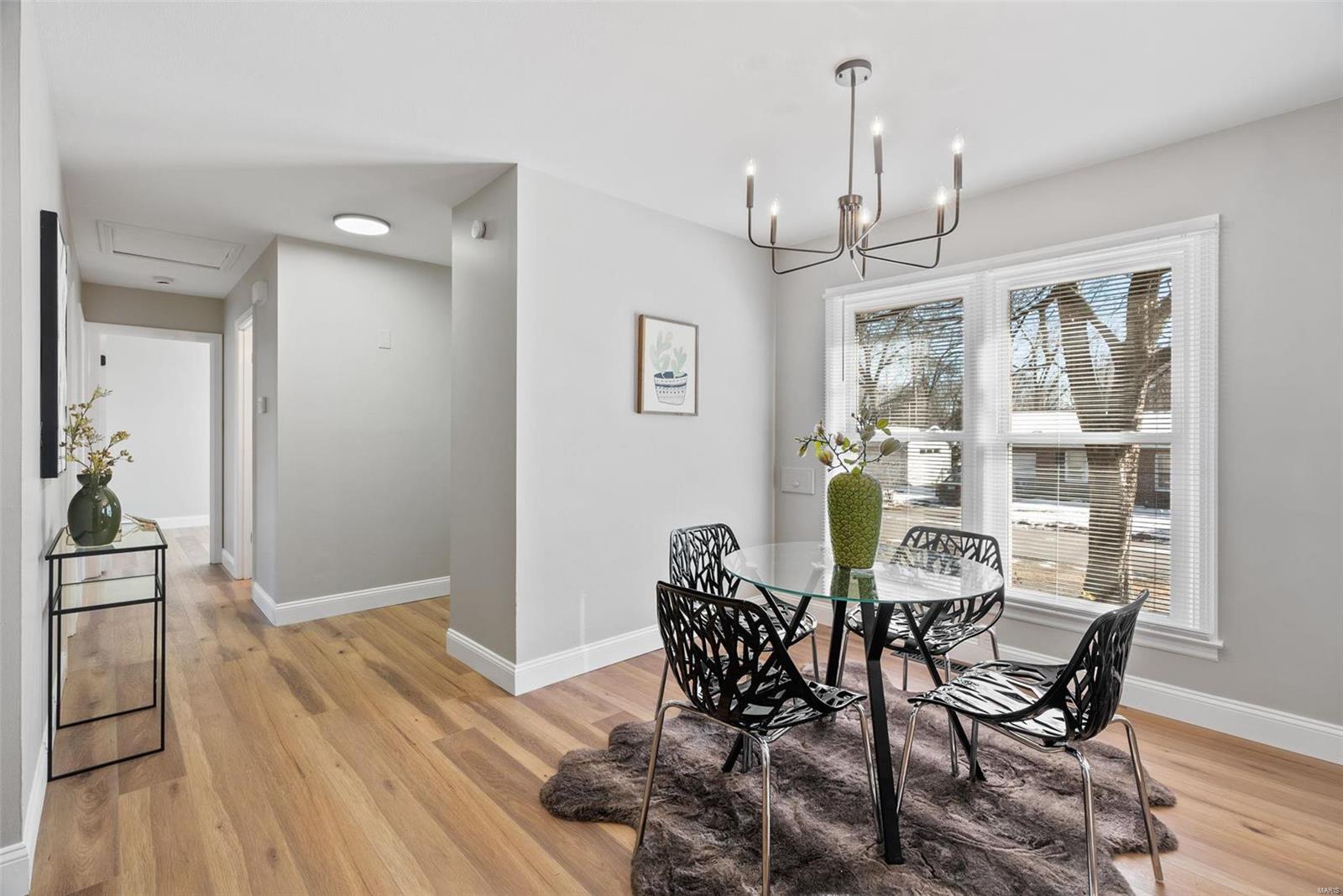 901 Barton Place St. Charles, MO 63301 - Photo 9 of 32