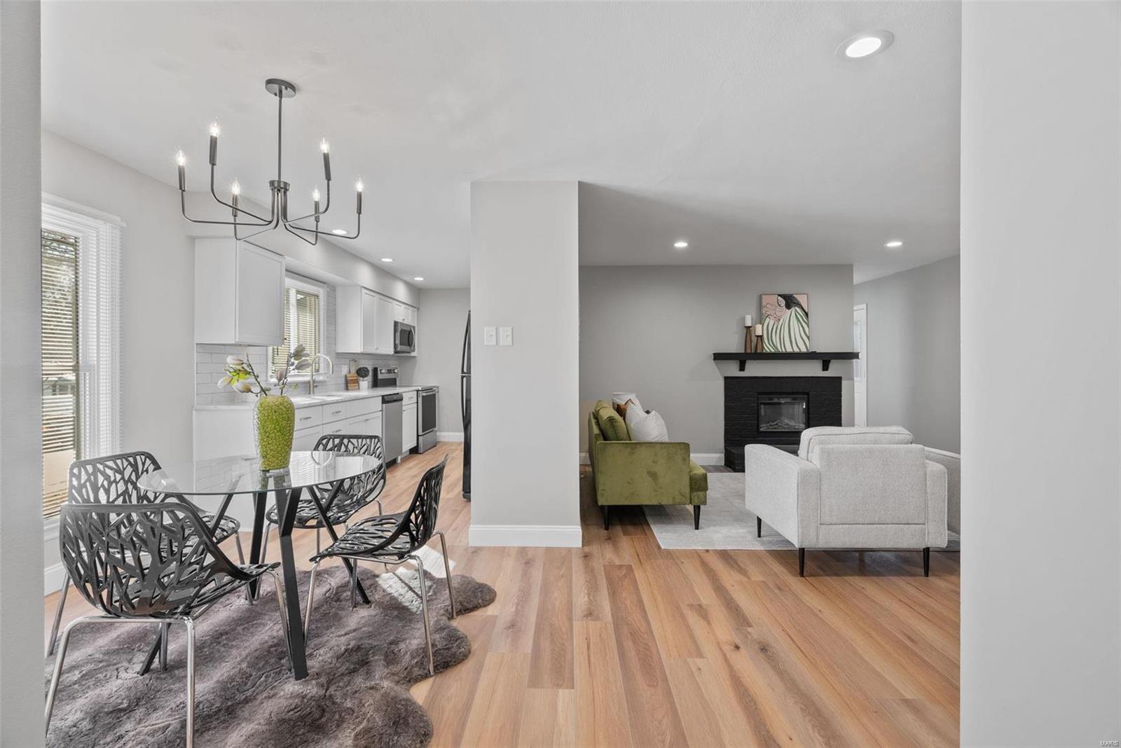 901 Barton Place St. Charles, MO 63301 - Photo 10 of 32