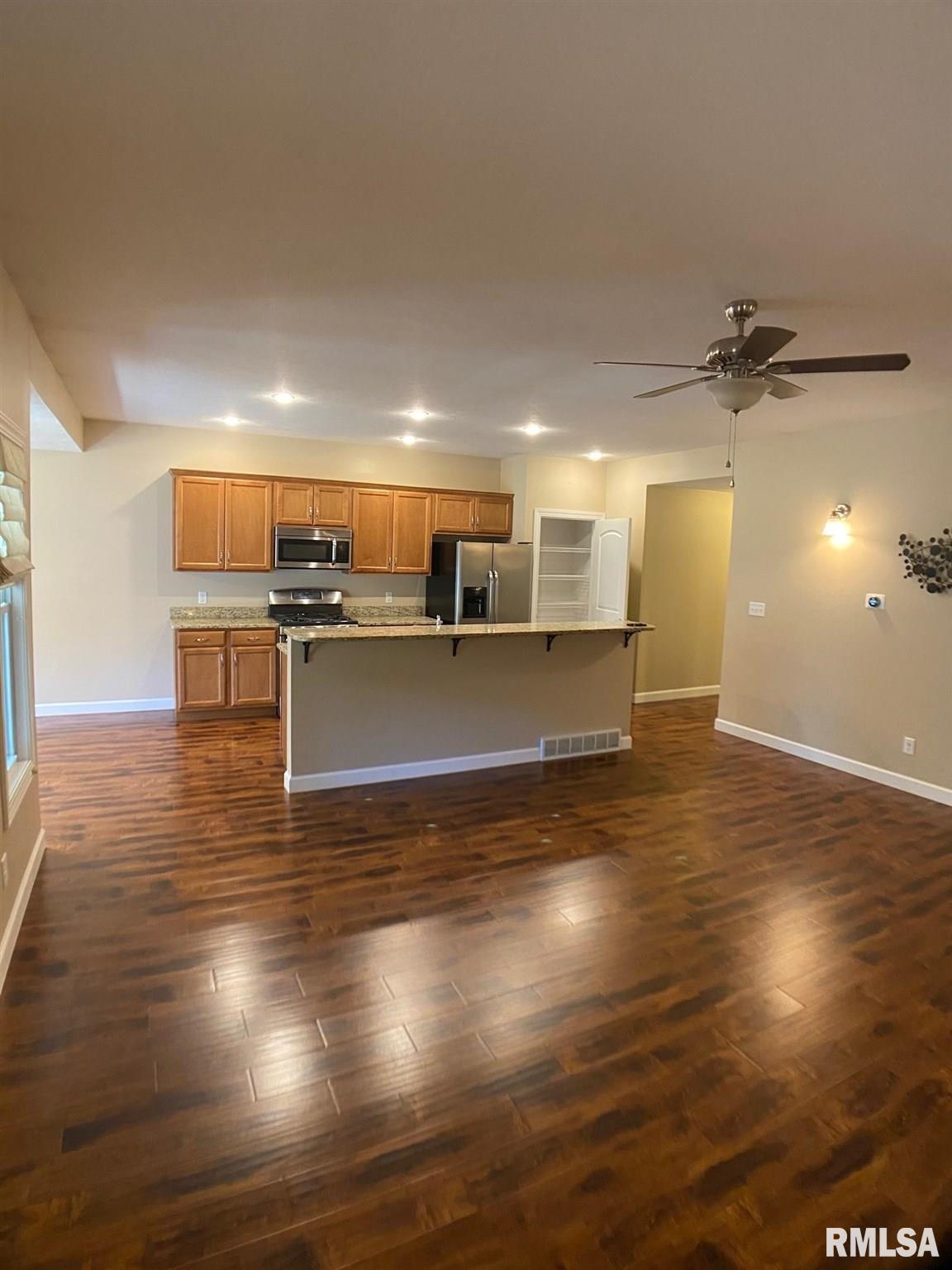 4544 Thompson Road Springfield, IL 62711 - Photo 11 of 29
