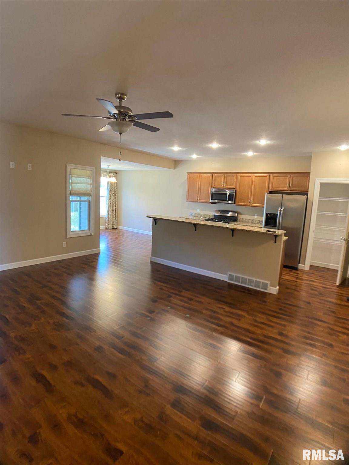 4544 Thompson Road Springfield, IL 62711 - Photo 12 of 29