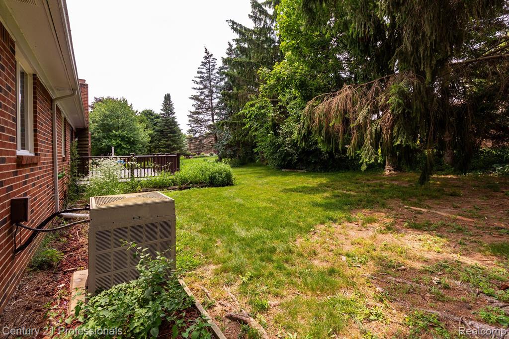 2226 Warrington Road Rochester Hills, MI 48307 - Photo 37 of 39