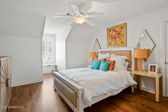 $748,000 | 712 Chickasaw Drive South, Flowood, MS 39232