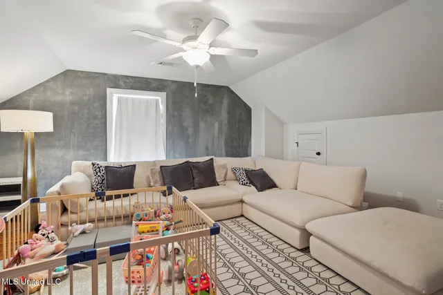 $748,000 | 712 Chickasaw Drive South, Flowood, MS 39232