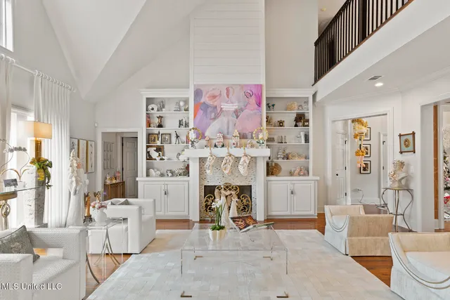 $748,000 | 712 Chickasaw Drive South, Flowood, MS 39232