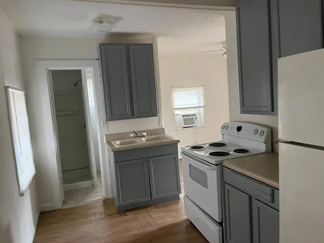 $900 | 930 18th Street, Unit C, Orlando, FL 32805