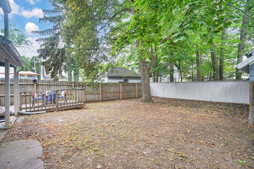 20 California Avenue Springfield, MA 01118 - Photo 39 of 42 Gallery Image 39