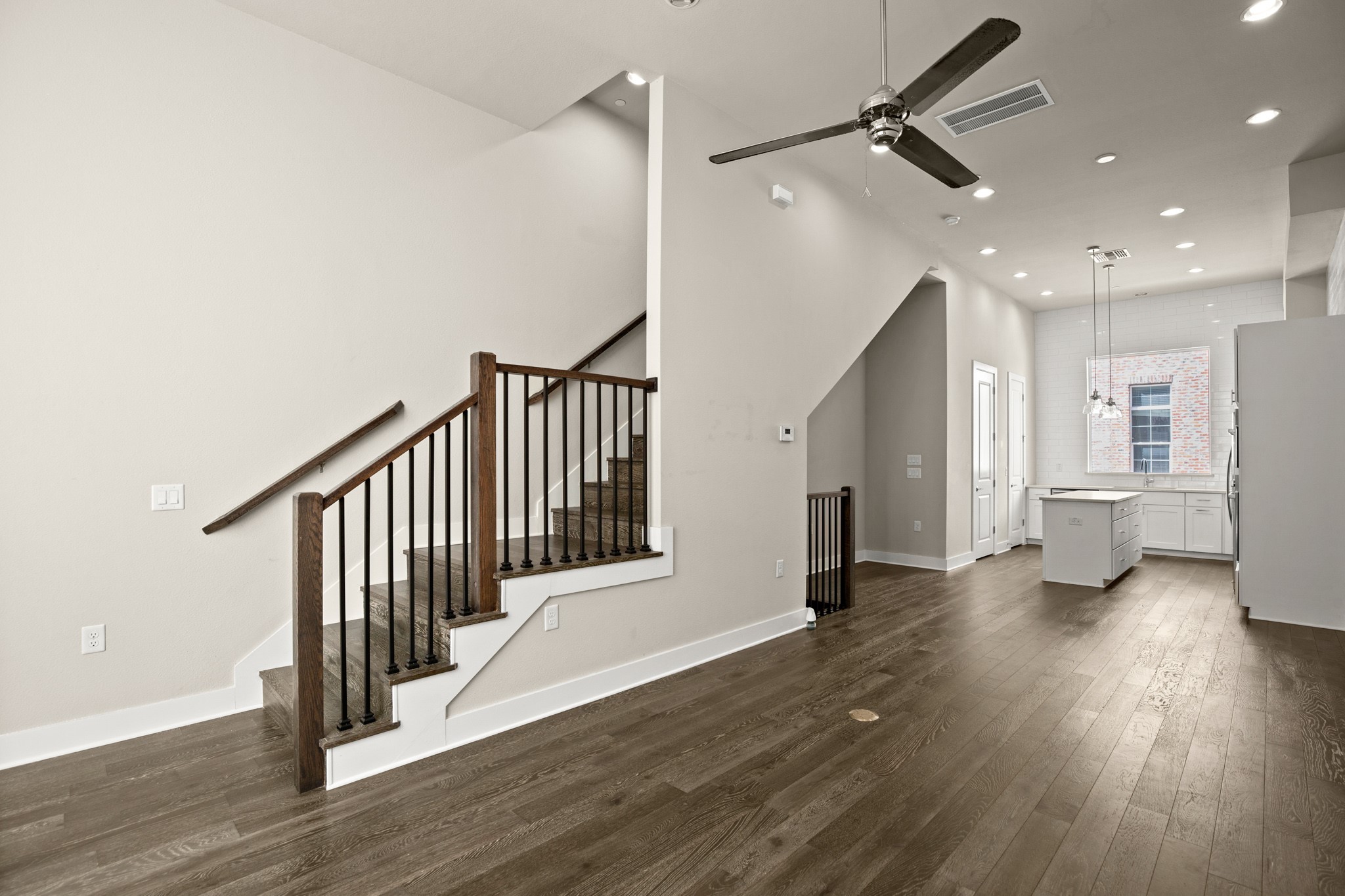 1308 Tinnin Ford Road, Unit 14 Austin, TX 78741 - Photo 6 of 19