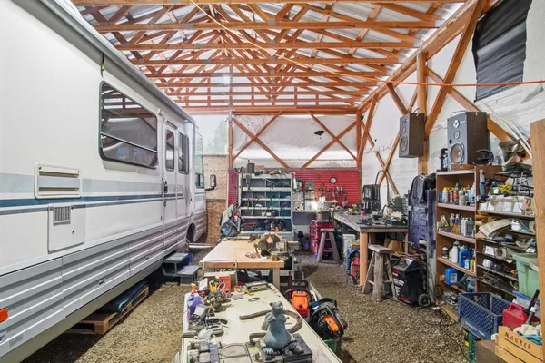 $394,000 | 10621 North Whispering Pines Lane, Elk, WA 99009