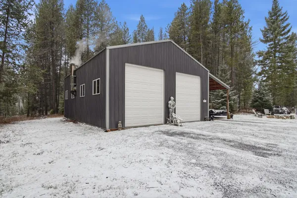 $394,000 | 10621 North Whispering Pines Lane, Elk, WA 99009