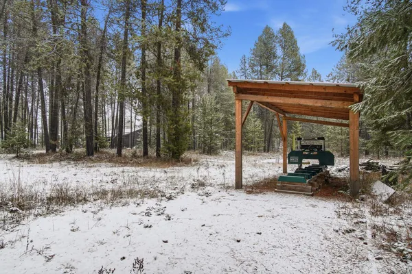 $394,000 | 10621 North Whispering Pines Lane, Elk, WA 99009