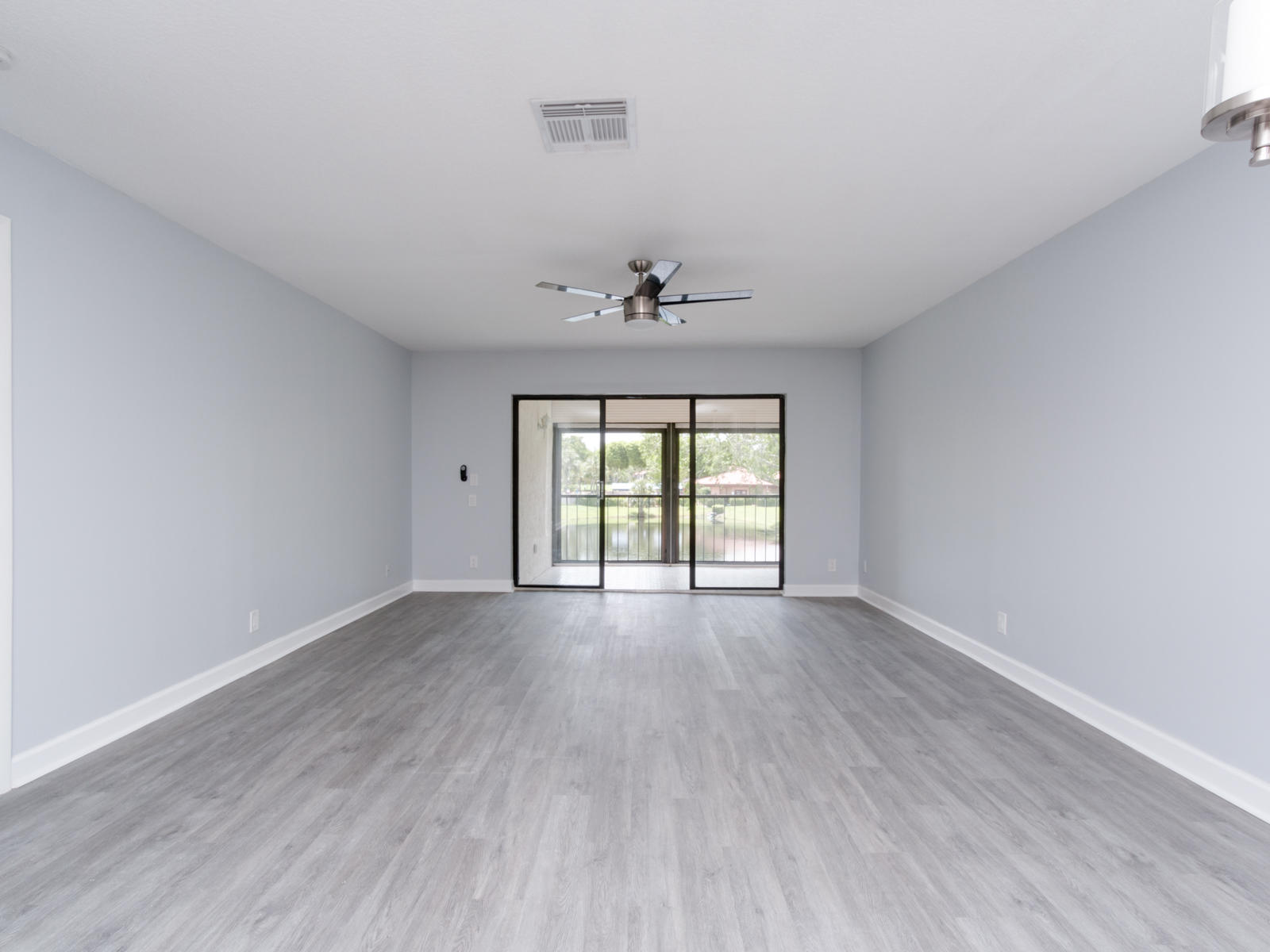 9232 Pecky Cypress Lane, Unit 2F Boca Raton, FL 33428 - Photo 11 of 38 9232-16