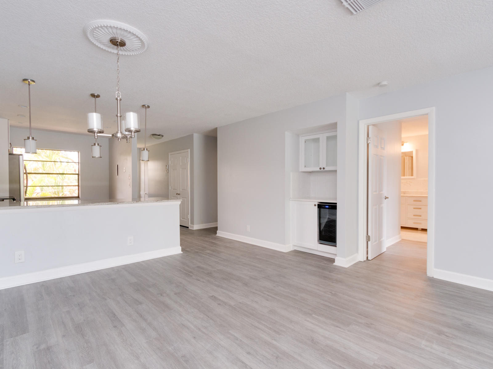 9232 Pecky Cypress Lane, Unit 2F Boca Raton, FL 33428 - Photo 13 of 38 9232-18