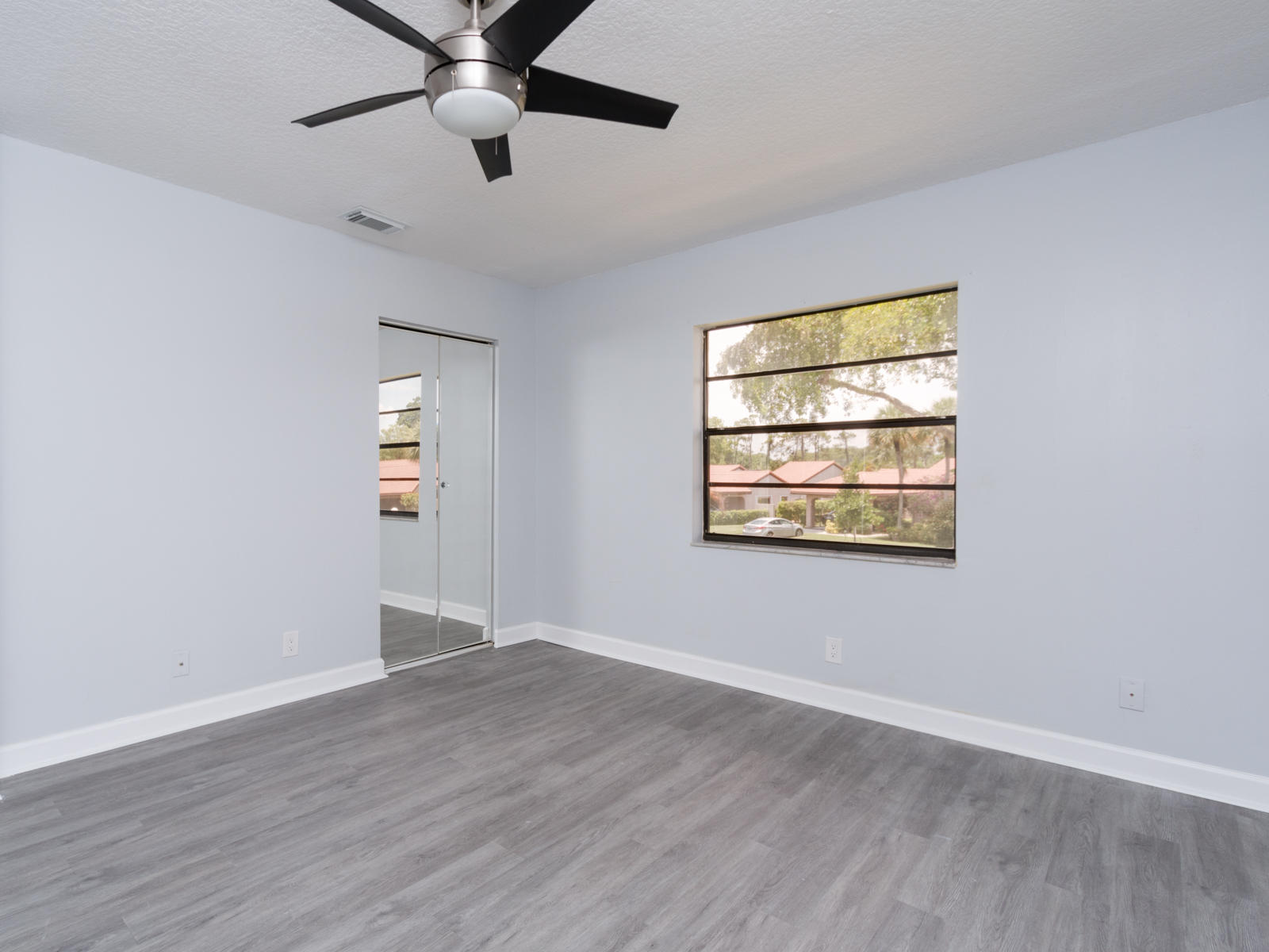 9232 Pecky Cypress Lane, Unit 2F Boca Raton, FL 33428 - Photo 32 of 38 9232-37