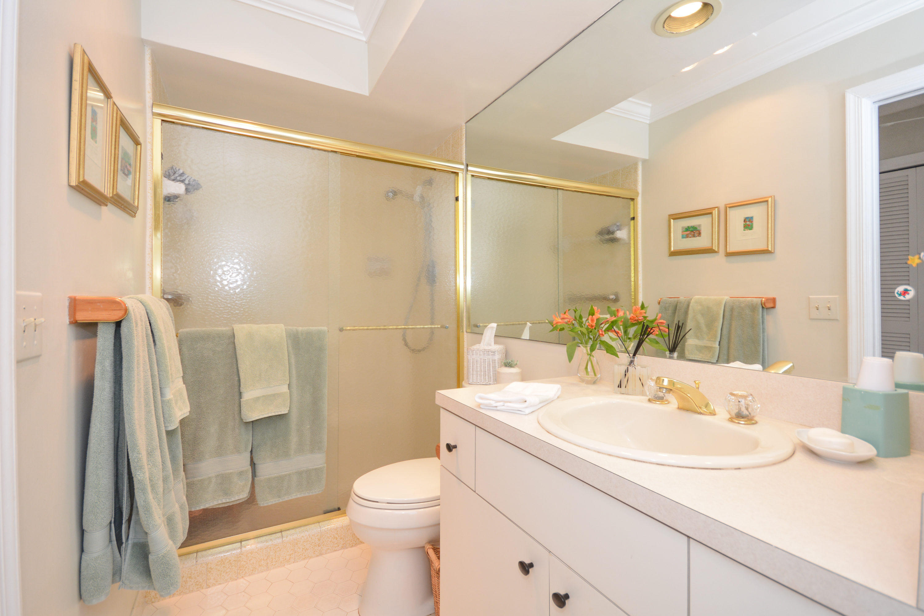 110 Southwest 11th Avenue Boca Raton, FL 33486 - Photo 28 of 44 Master Bath